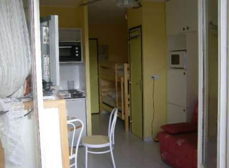 location appartement studio cure lamalou les bains